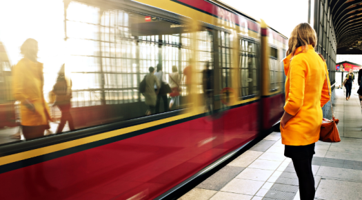 ¿Cómo se consigue la tarjeta Dorada de Renfe?
