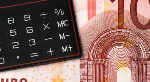 ¿Cuánto pagaría por un préstamo de 6000 Euros?
